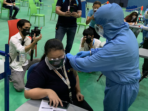 CIC Philippines Covid-19 response. Vaccination.